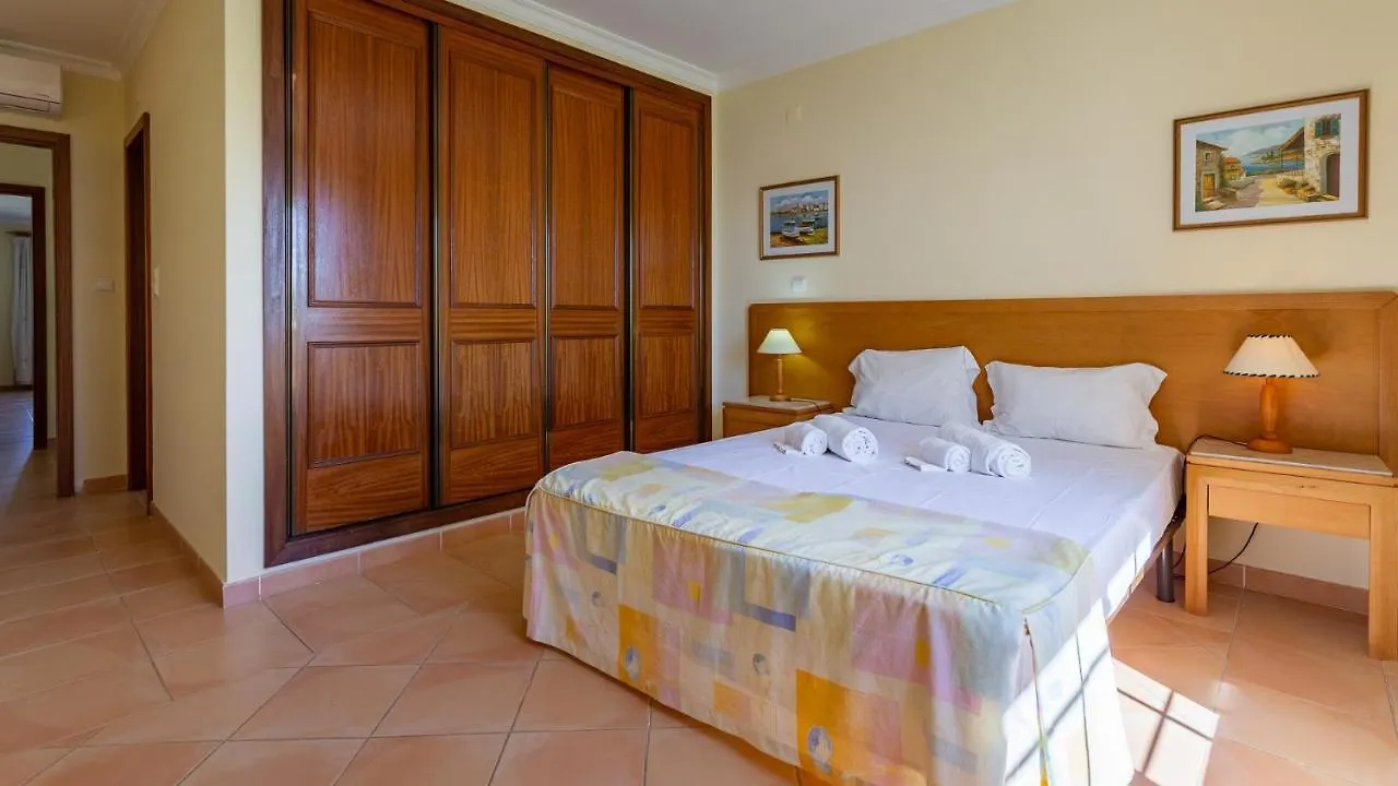Apartment 2Bdr Duplex W Ac & Pool In Portimao By Lovelystay